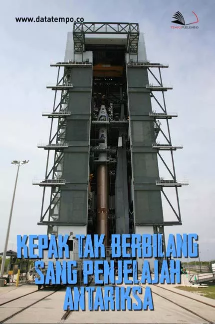 Kepak Tak Berbilang Sang Penjelajah Antariksa