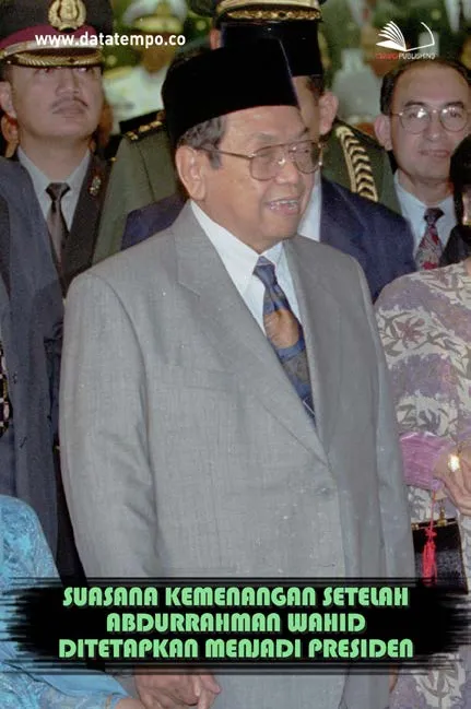 Suasana Kemenangan Setelah Abdurrahman Wahid Ditetapkan Menjadi Presiden