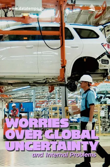 Worries Over Global Uncertainty and Internal Problems